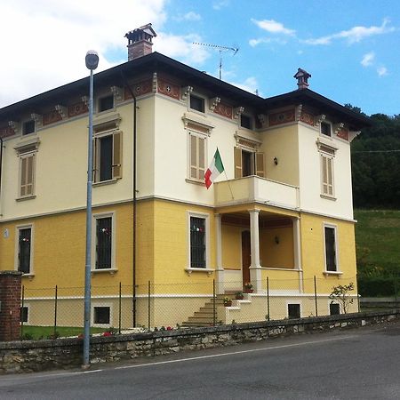 Villa Dircea CastellʼArquato Dış mekan fotoğraf